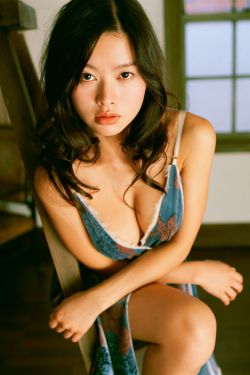 彩象岛的女孩儿